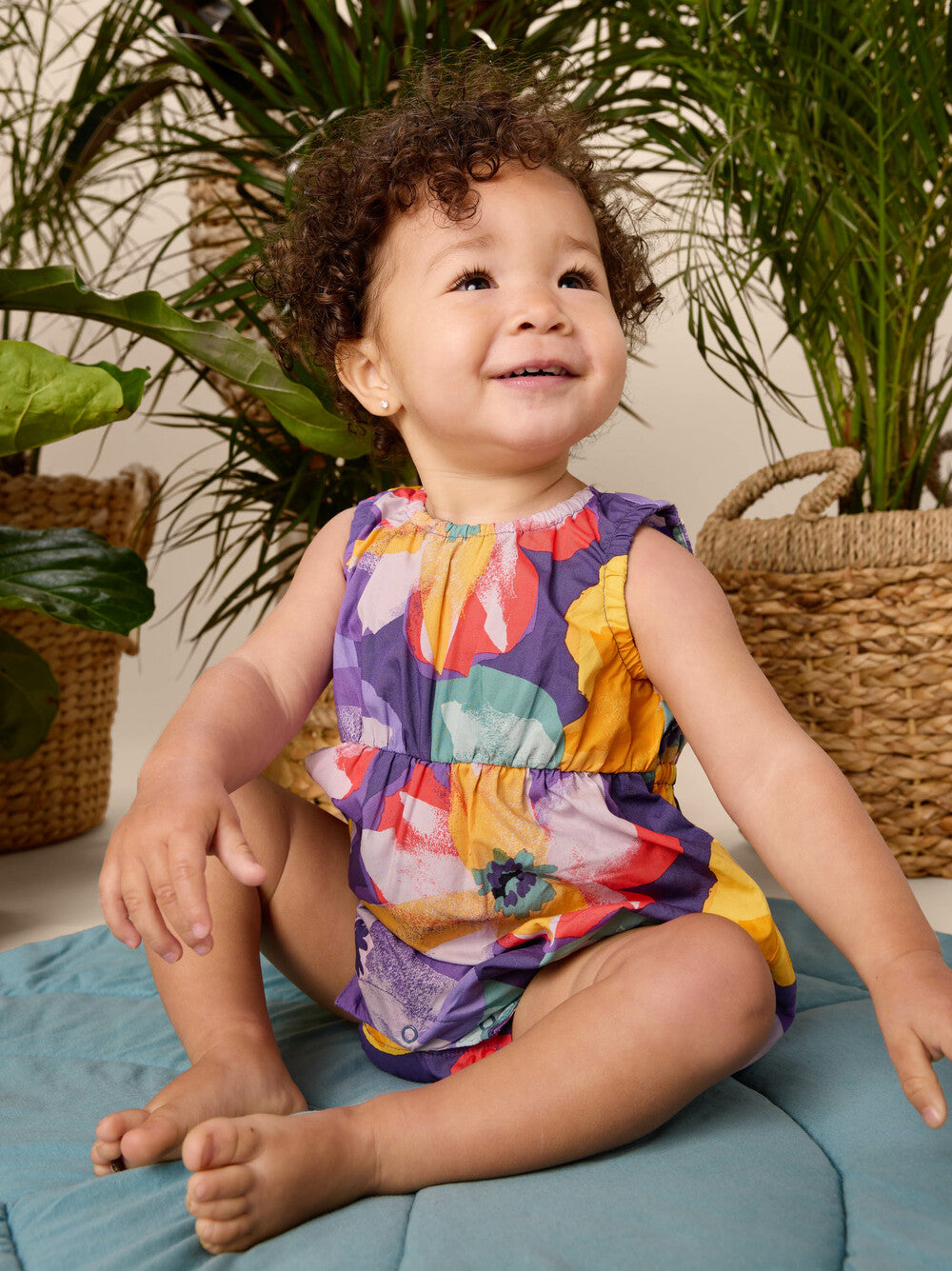 Tea Large Tropical | Peek-A-Boo Back Romper