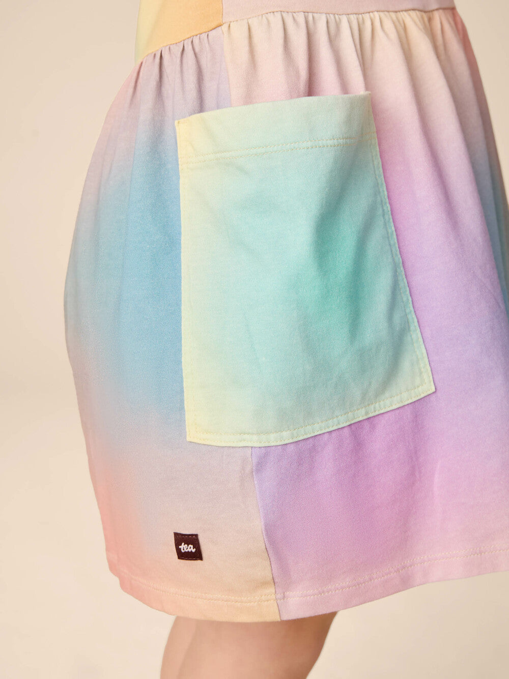 Tea Rainbow Gradiant | Flutter Sleeve Pocket Dress