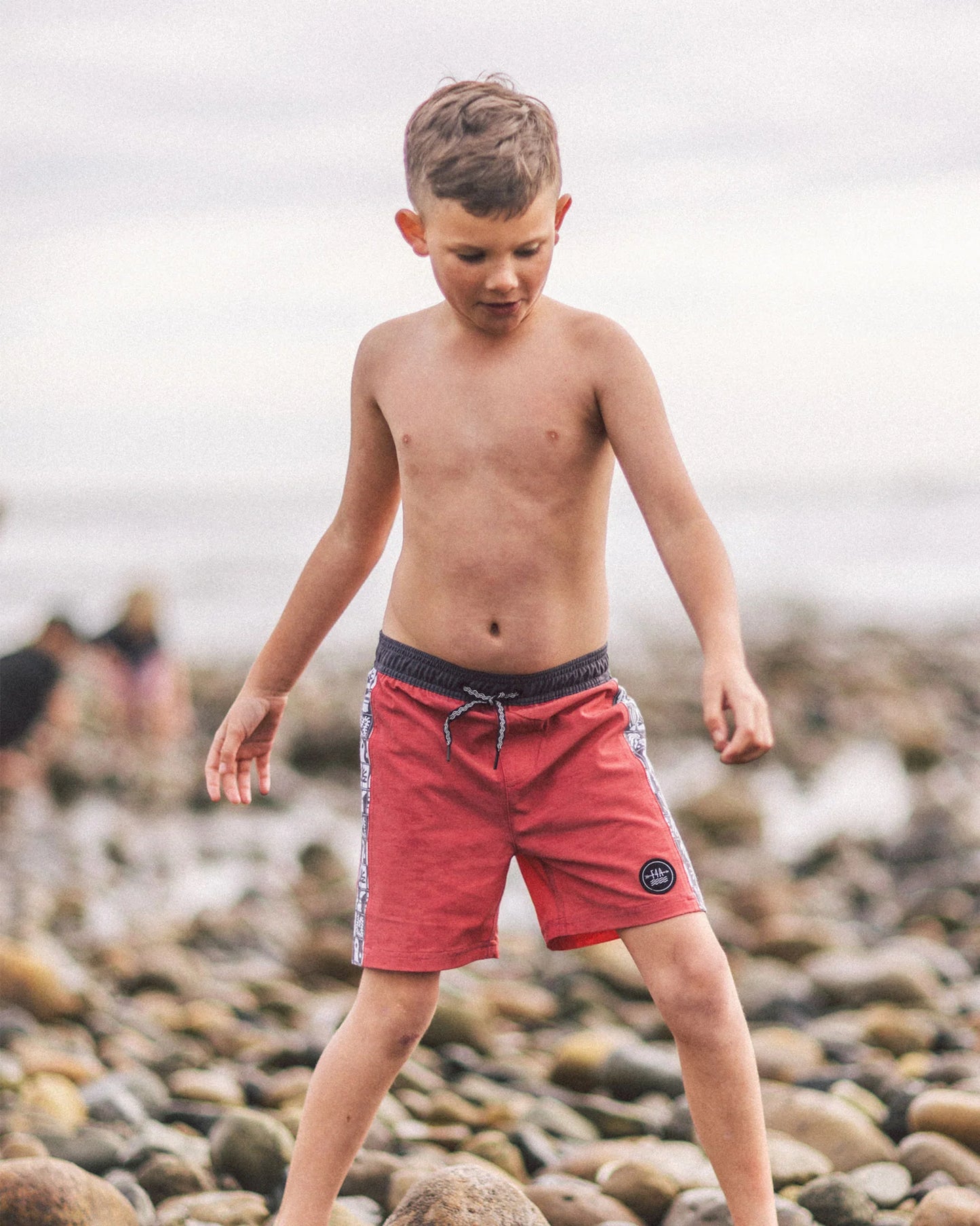 Feather 4 Arrow Chili Pepper | Beach Tile Volley Swim Trunks