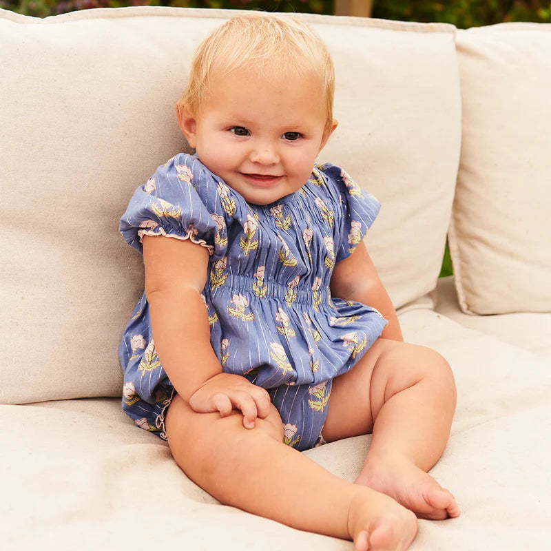 Pink Chicken Periwinkle Small Bud | Waverly Bubble