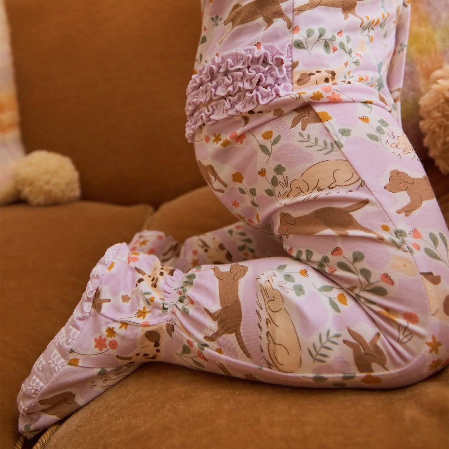 Magnetic Me Best Fur End | Ruffle Footie