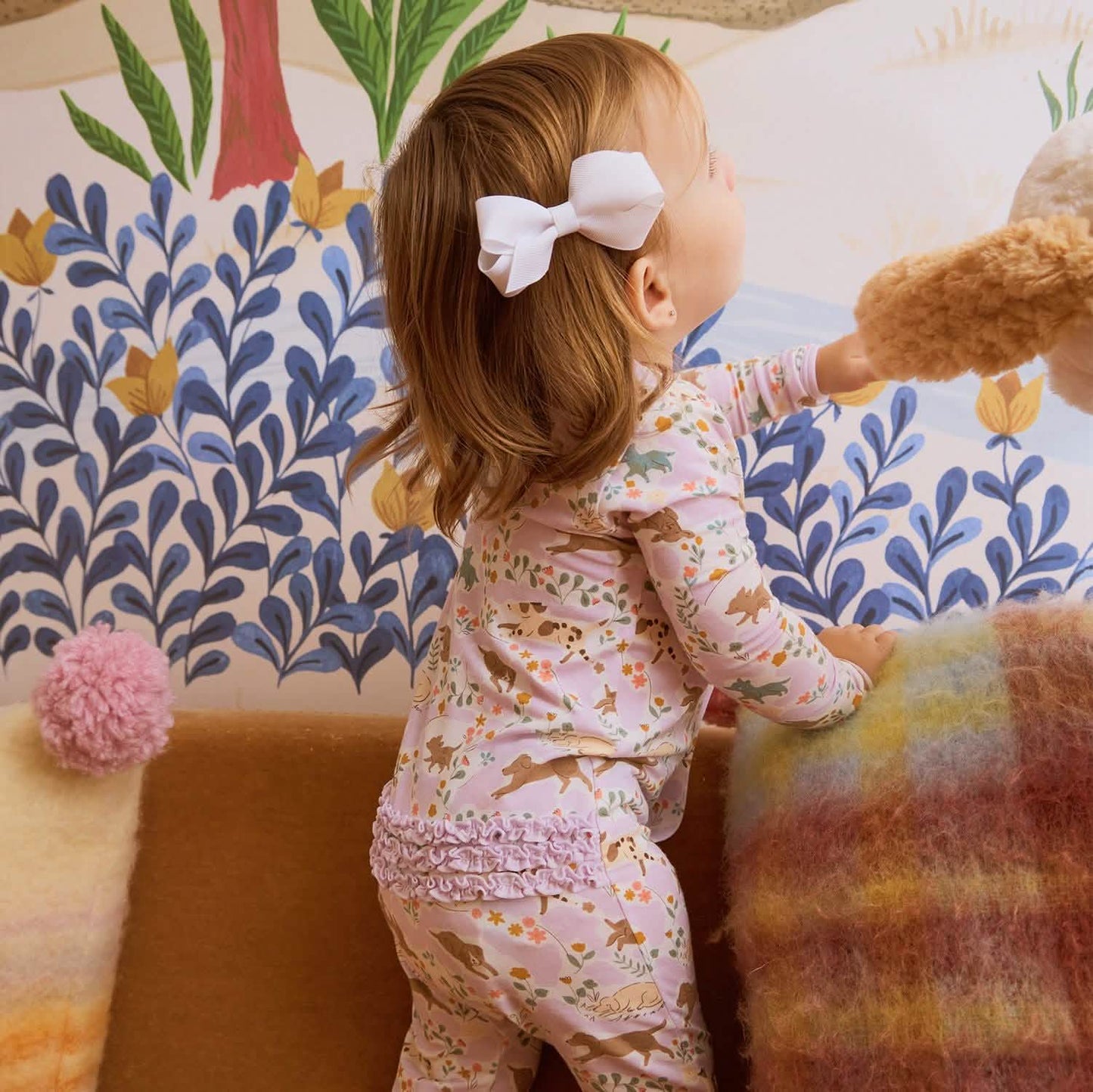 Magnetic Me Best Fur End | Ruffle Footie