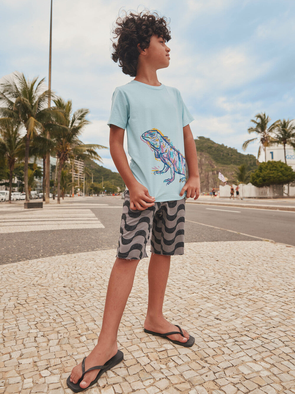 Tea Canal Blue | Graffiti Iguana Graphic Tee