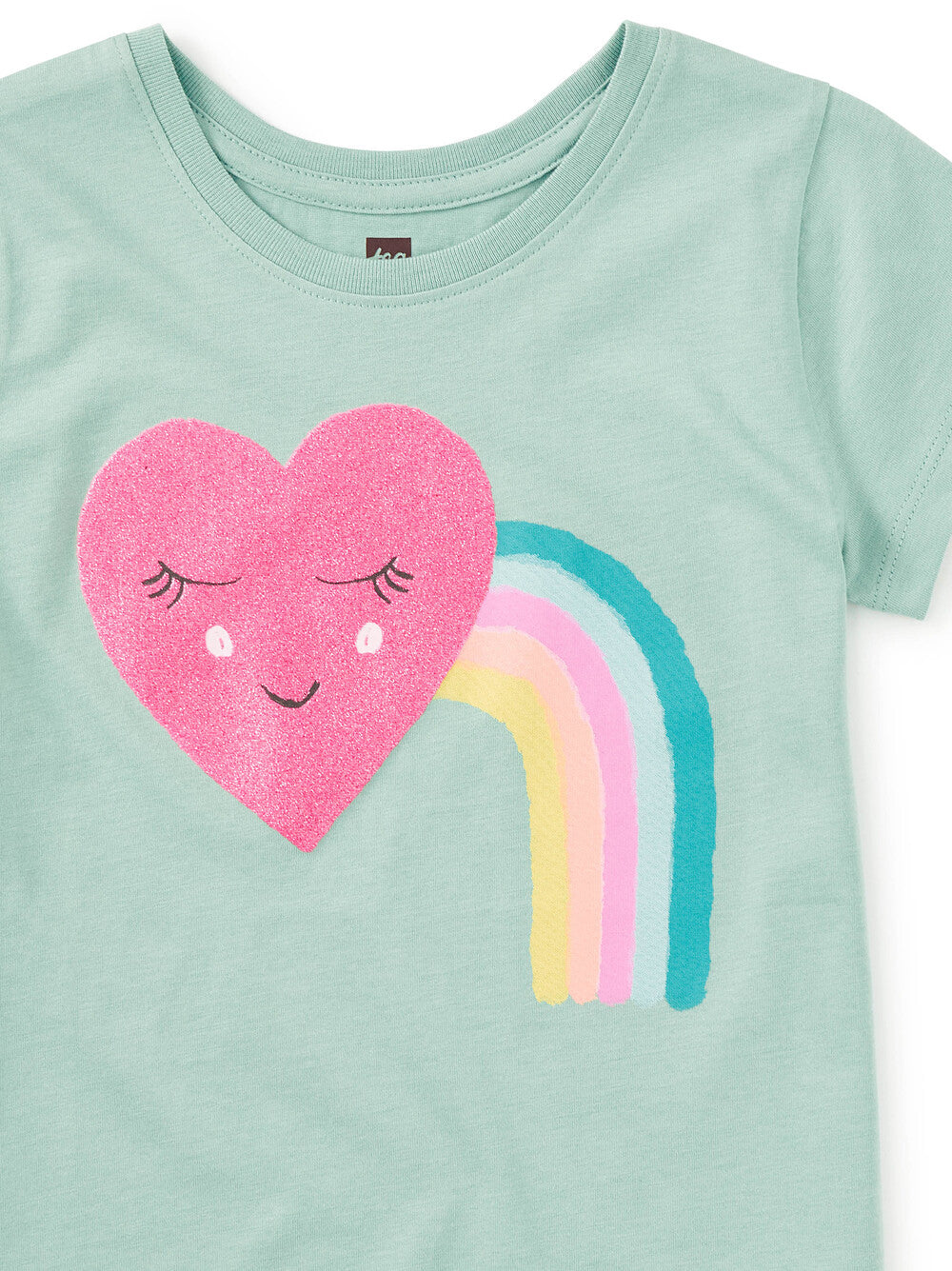 Tea Mineral | Love A Rainbow Graphic Tee
