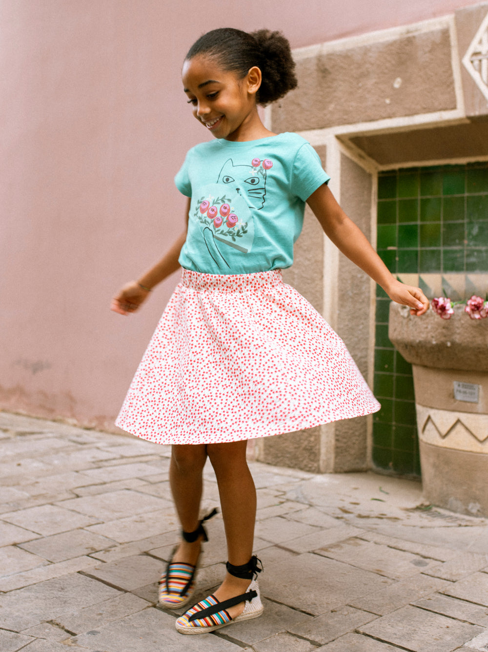 Tea Glaze Blue | Flamenco Kitty Graphic Tee