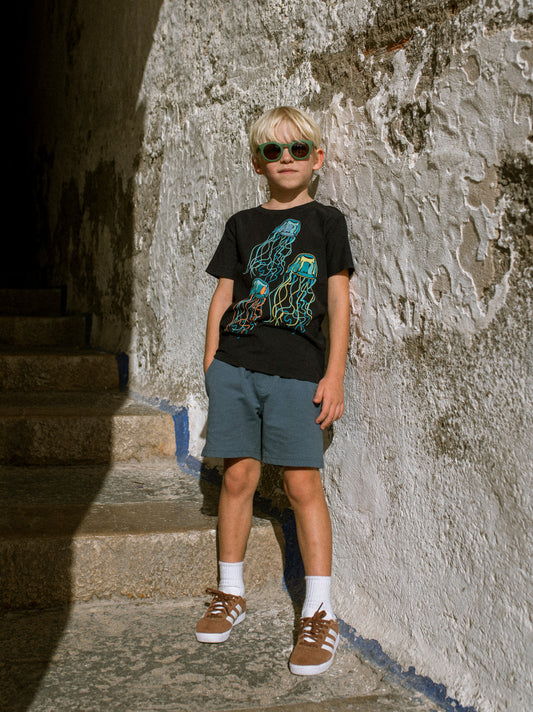 Tea Jet Black | Electric Medusa Jellies Graphic Tee