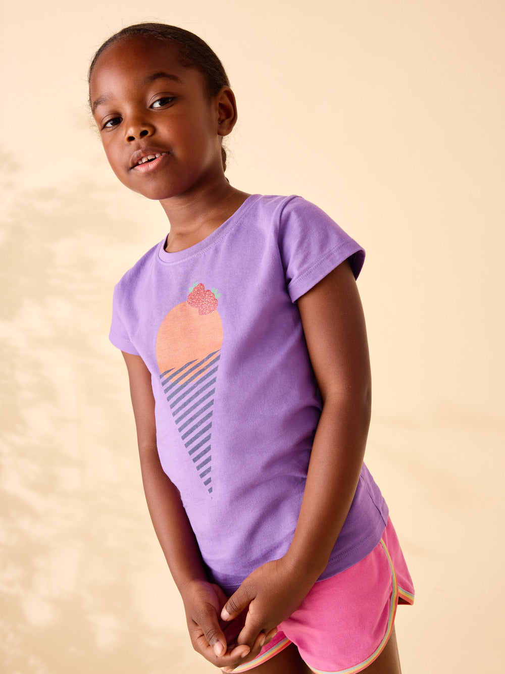 Tea Deep Lavender | Glitter Strawberry Graphic Tee