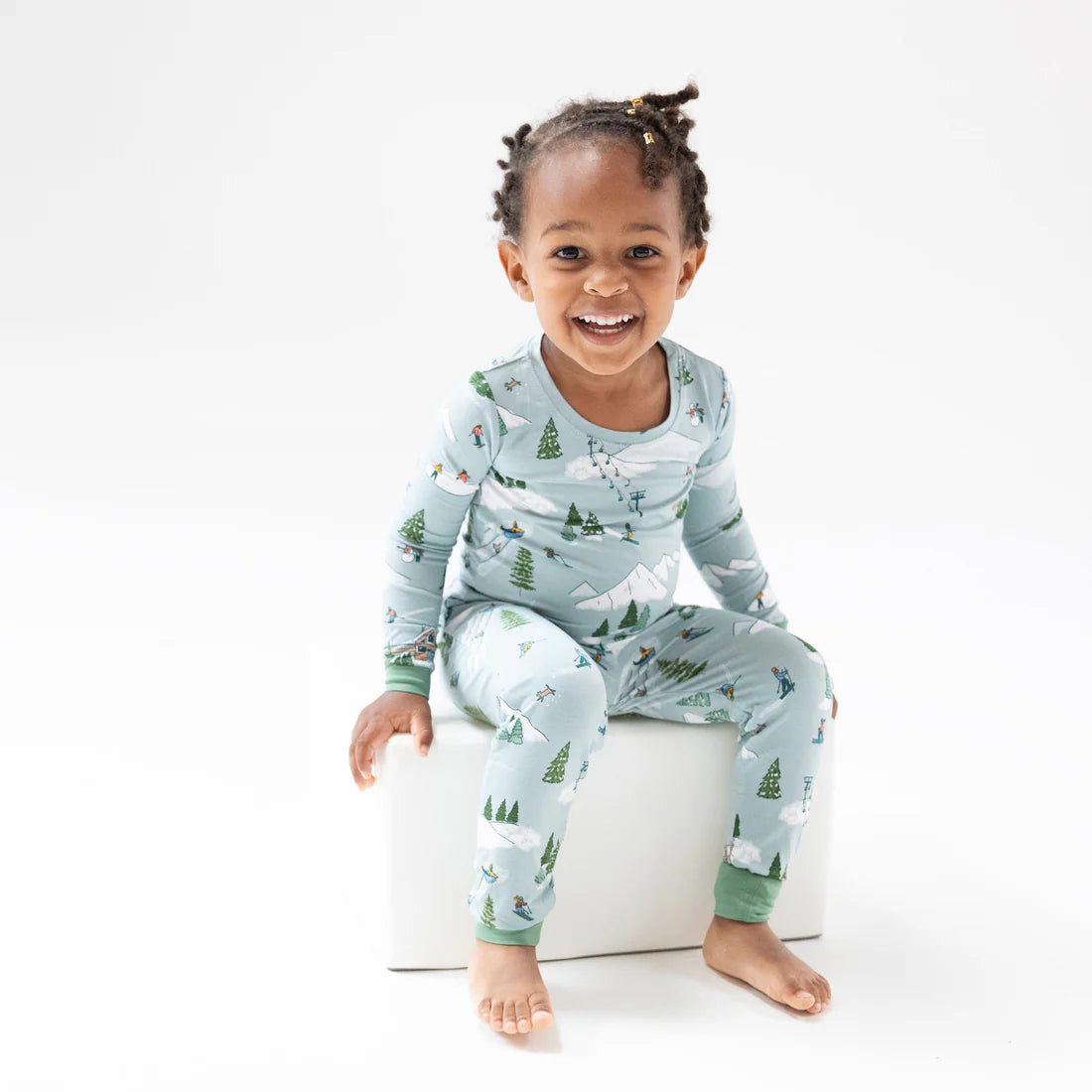 Angel Dear Grey Mist Winter Fun Skiers | Long Sleeve Loungewear Set