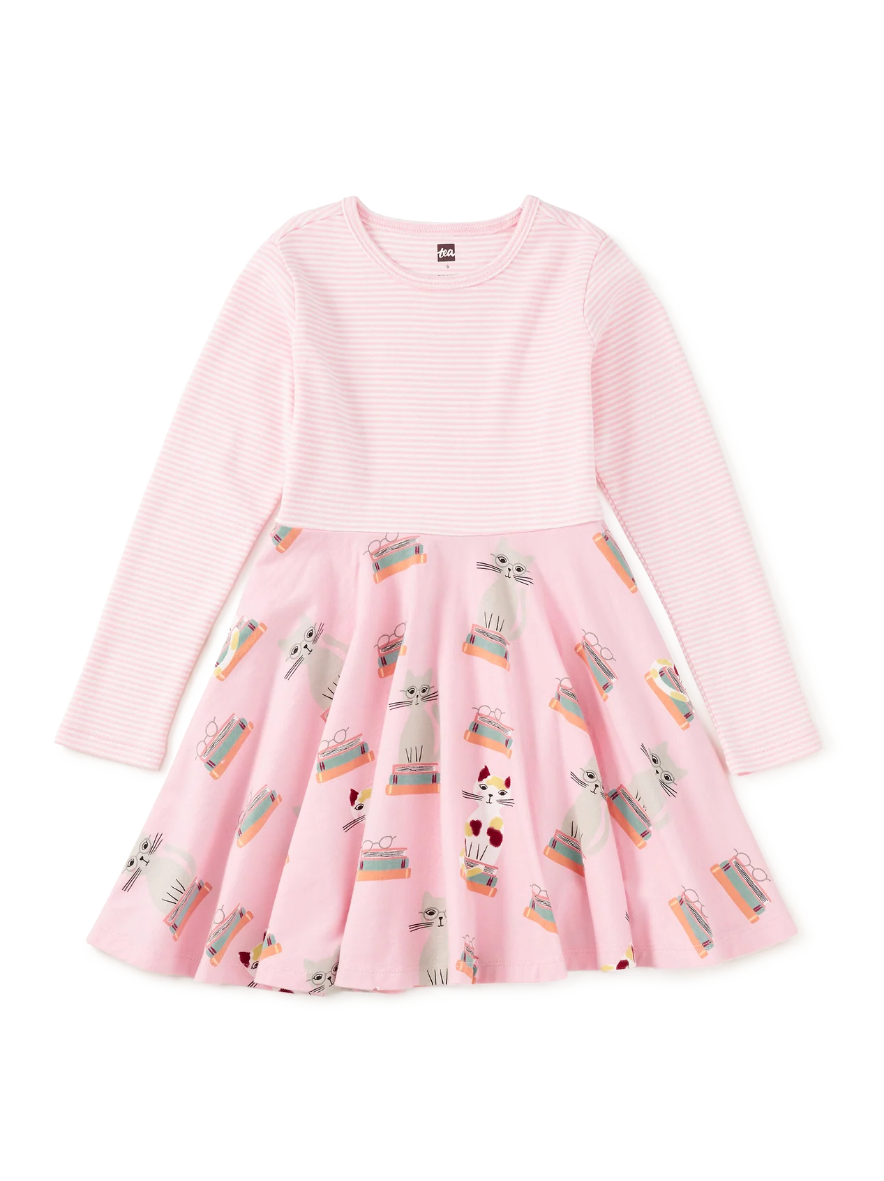 Tea Bookshop Cat | Long Sleeve 360 Twirl