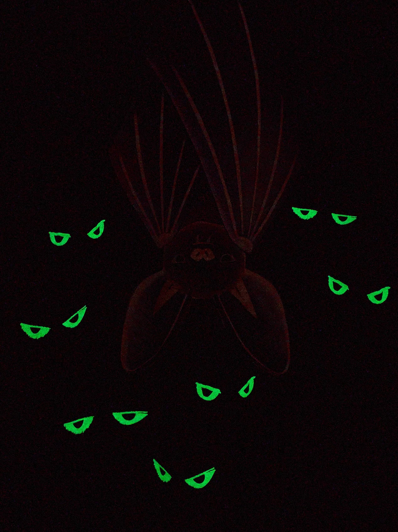 Tea Jet Black | Glowing Bats Double-Sided Tee