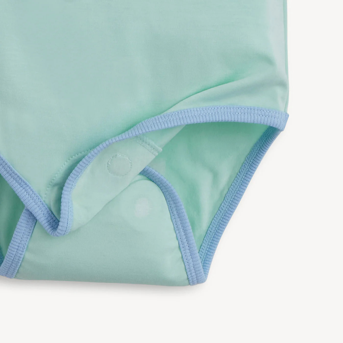 Magnetic Me Aloe | Colorblock Shirt + Bloomer Short Set