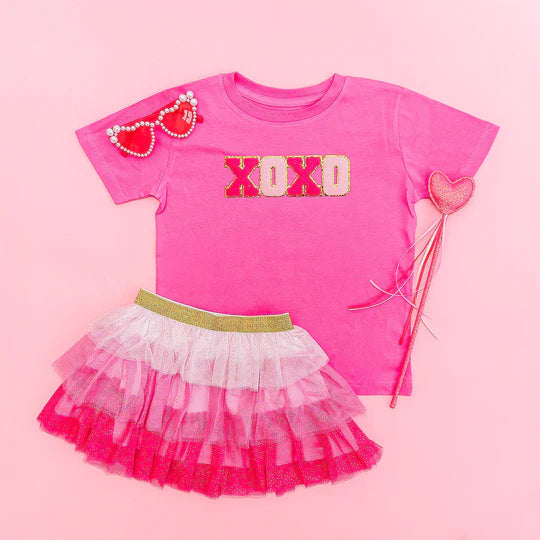 Sweet Wink Raspberry | XOXO Patch Valentine's Day Short Sleeve T-Shirt