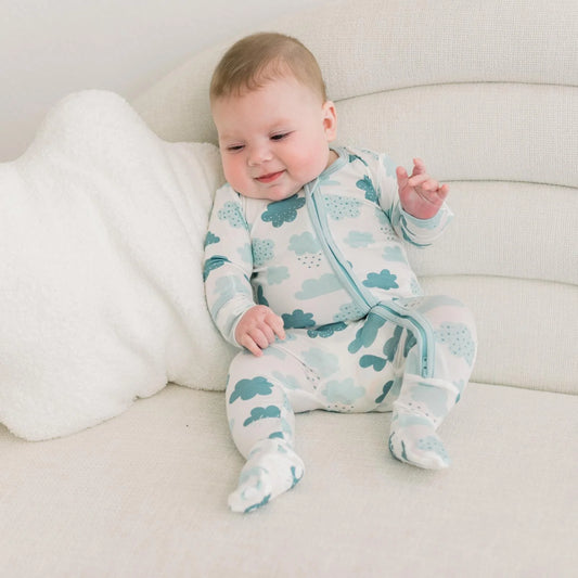 KicKee Natural Cloudy Sky | Print Footie With 2 Way Zipper