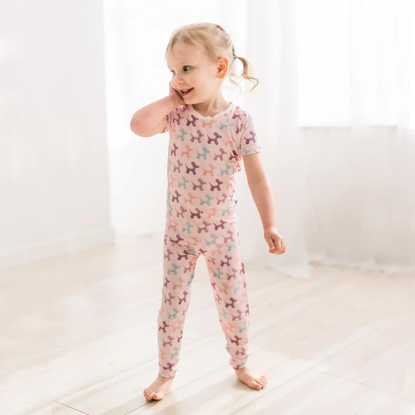 KicKee Shrinking Violet Balloon Dogs | Print Short Sleeve PJ Set