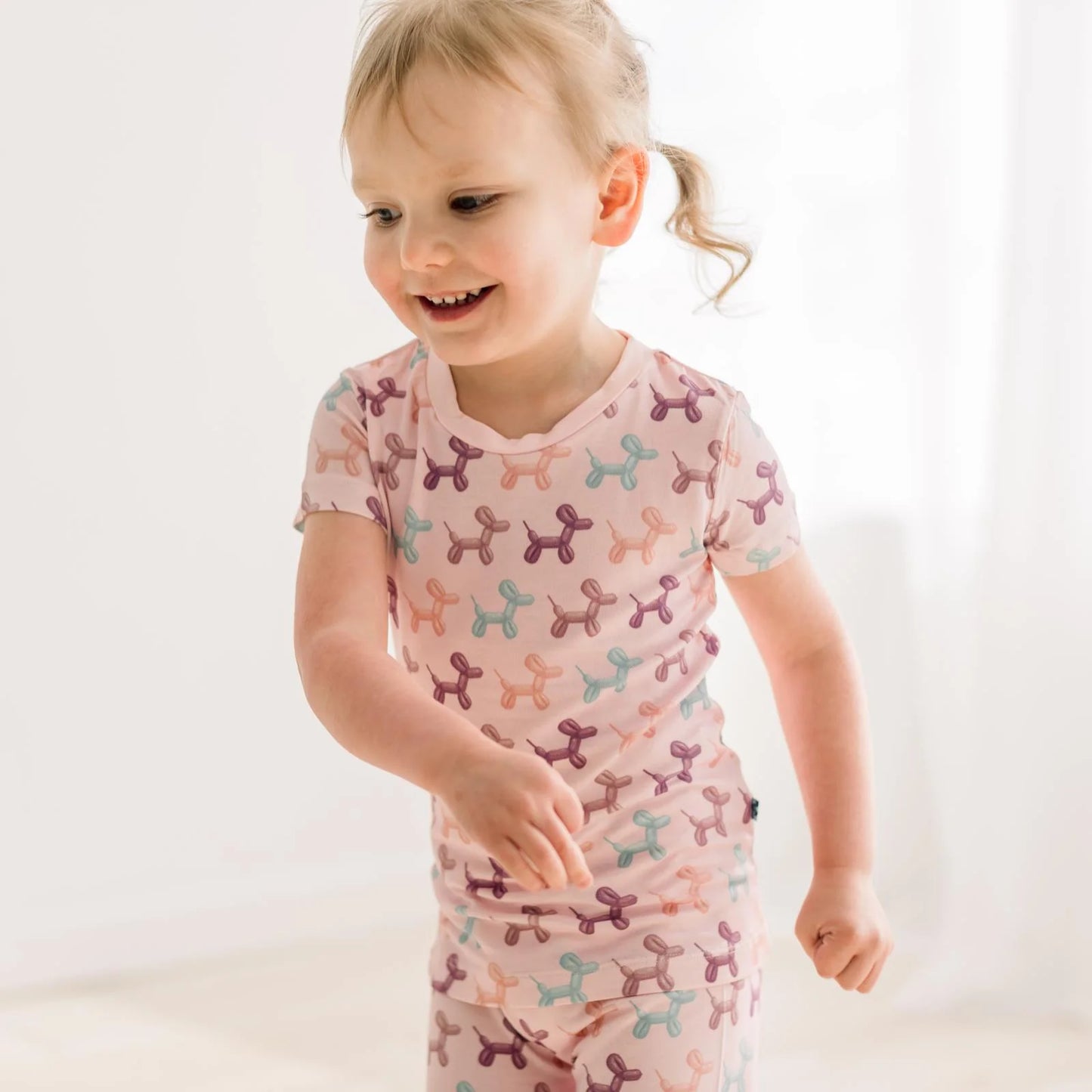 KicKee Shrinking Violet Balloon Dogs | Print Short Sleeve PJ Set