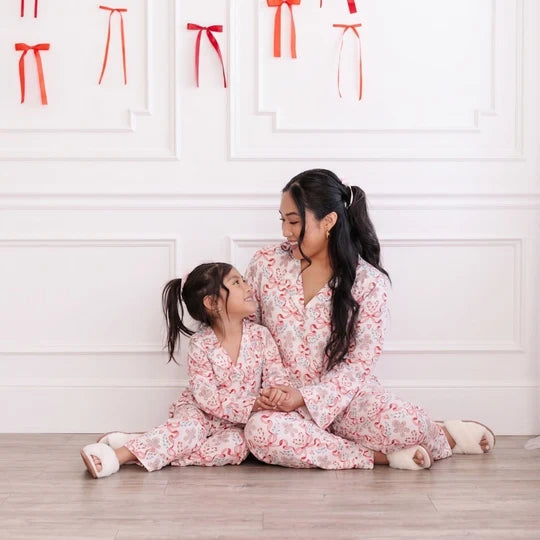 Sweet Wink Ivory | Gingerbread Trellis Christmas Lounge Set