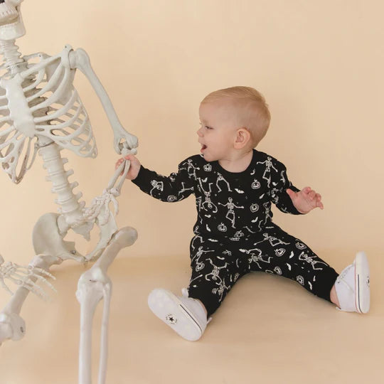 Sweet Wink Black | Glow in The Dark Silly Skelly Halloween Jogger