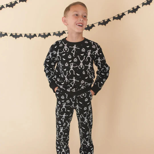 Sweet Wink Black | Glow in The Dark Silly Skelly Halloween Jogger