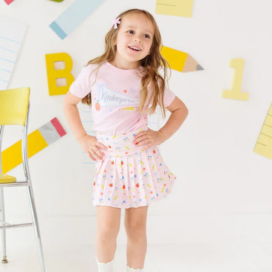 Sweet Wink Ballet Pink | Kindergarten Pennant Short Sleeve T-Shirt