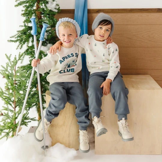 Sweet Wink Natural Heather | Apres Ski Club Sweatshirt