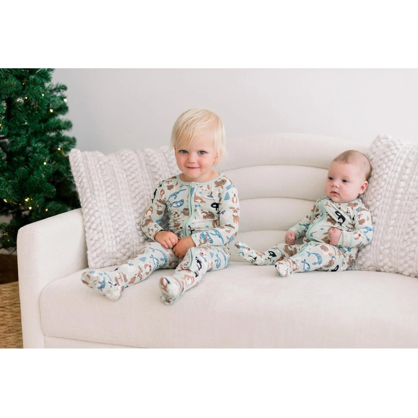 KicKee Aloe Arctic Animals | Print Footie With 2 Way Zipper