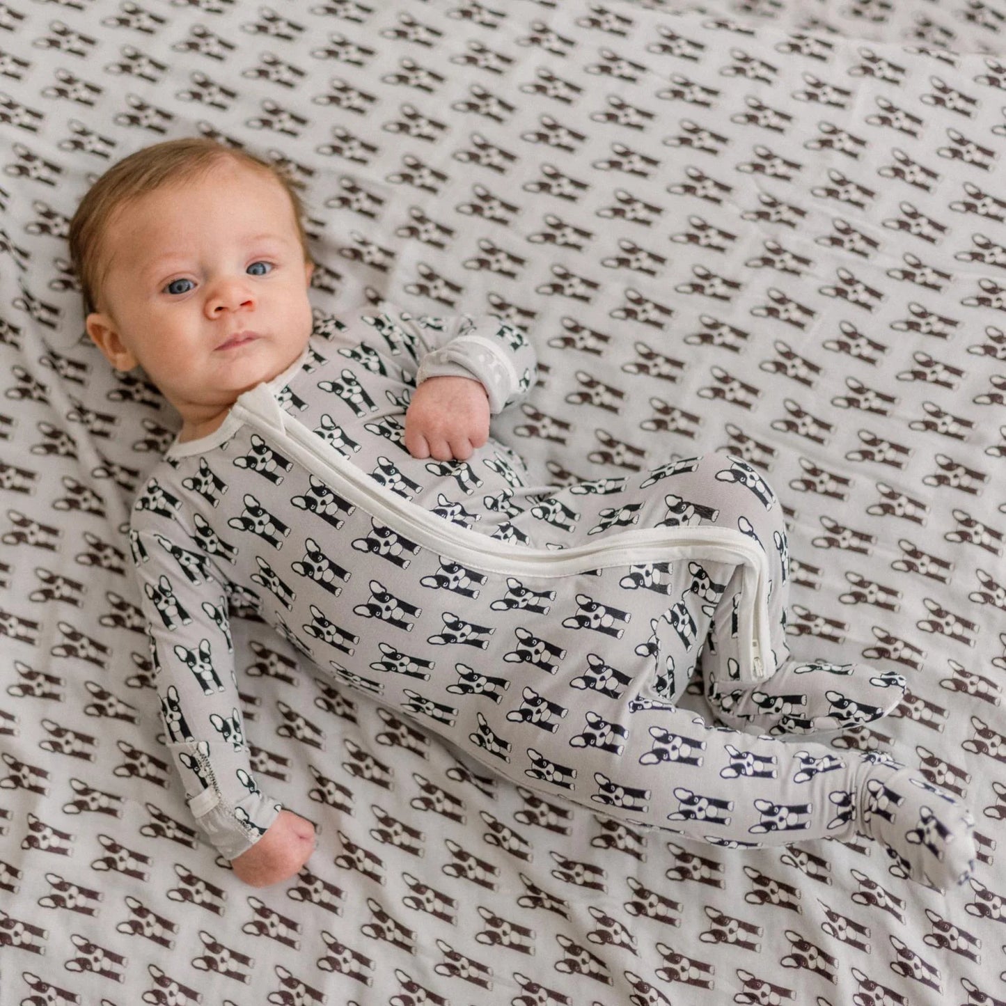 KicKee Dove Bulldogs | Print Footie With 2 Way Zipper