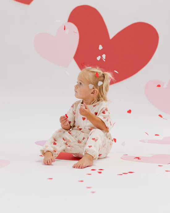 Quincy Mae Ivory Heart Balloons | Jersey Tee + Pant Set