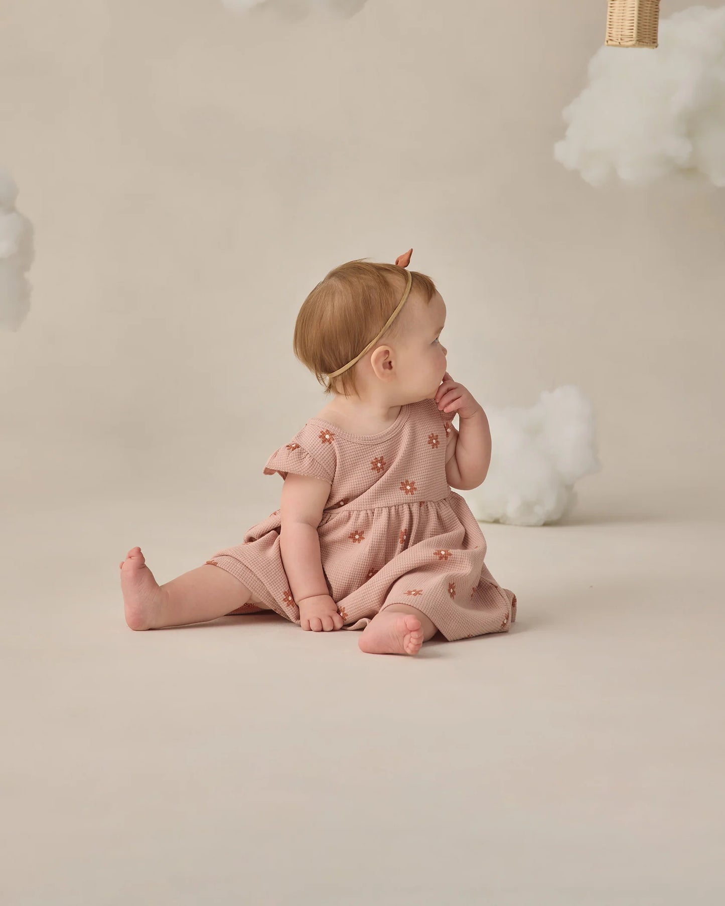 Quincy Mae Blush Pink Daisy | Flutter Sleeve Dress