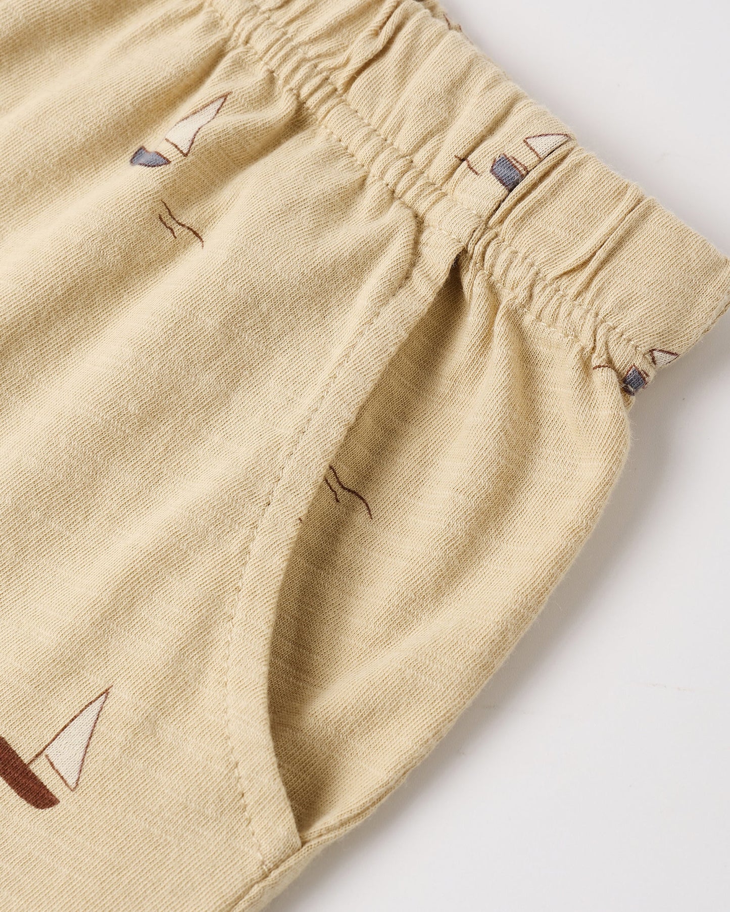 Rylee + Cru Butterscotch Sailboats | Play Set