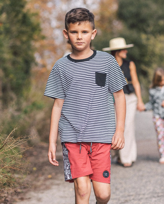 Feather 4 Arrow Chili Pepper | Beach Tile Volley Swim Trunks