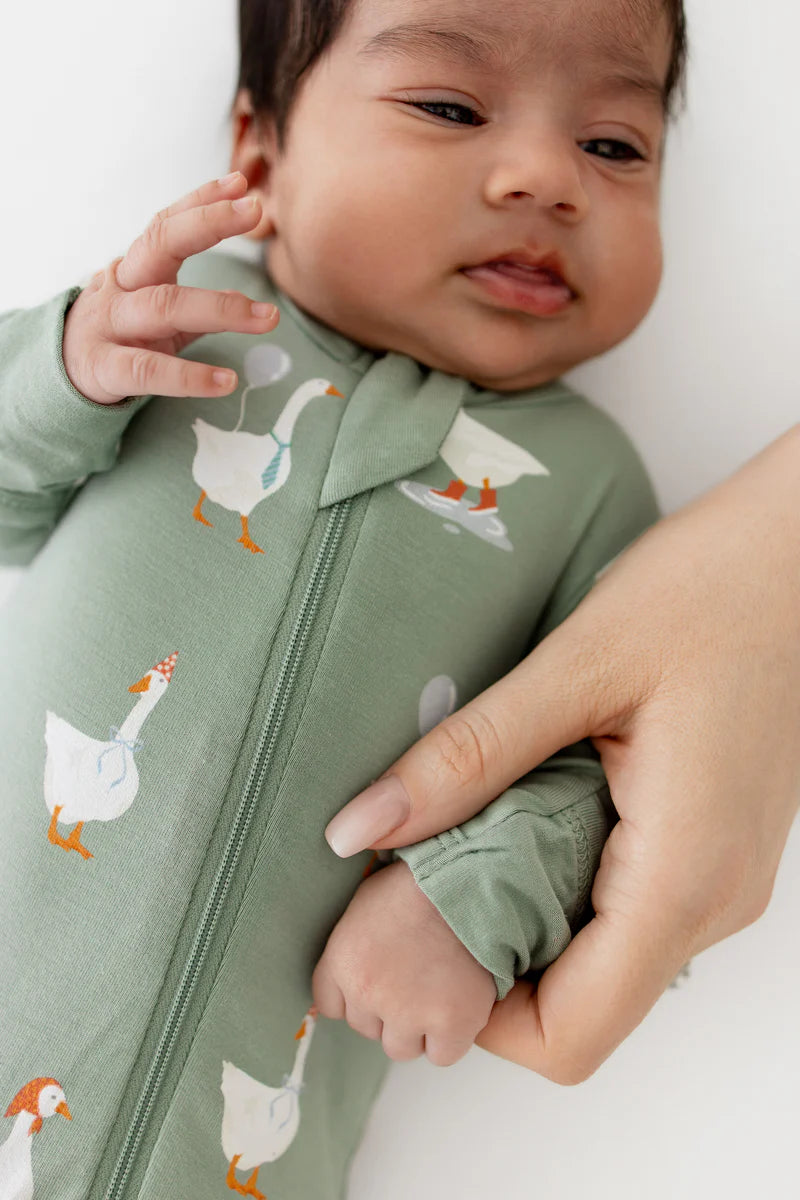 Kyte Baby Silly Goose | Zippered Footie