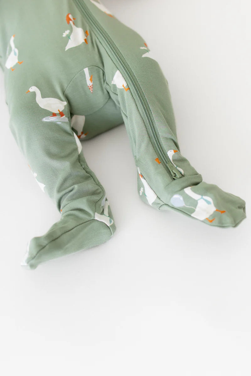 Kyte Baby Silly Goose | Zippered Footie