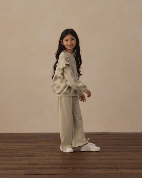 Rylee + Cru Pistachio Big Daisy | Ruffle Sweatshirt