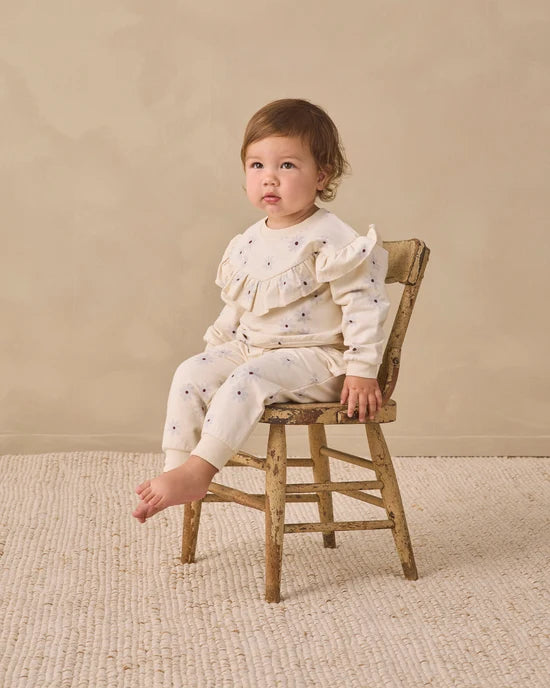 Quincy Mae Natural Blue Daisy | Ruffle Fleece Sweatshirt + Relaxed Fleece Sweatpant Set