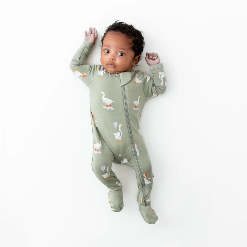 Kyte Baby Silly Goose | Zippered Footie